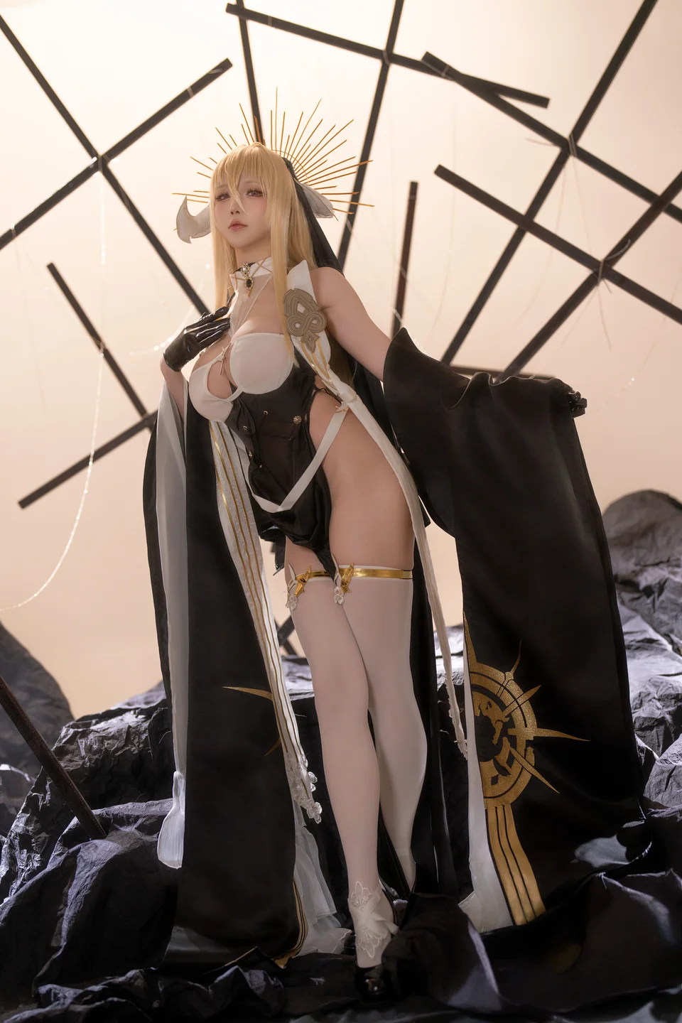 星之迟迟_–_2025年02月计划E_碧蓝航线怨仇_52P_346MB 2025-2-E (13).webp